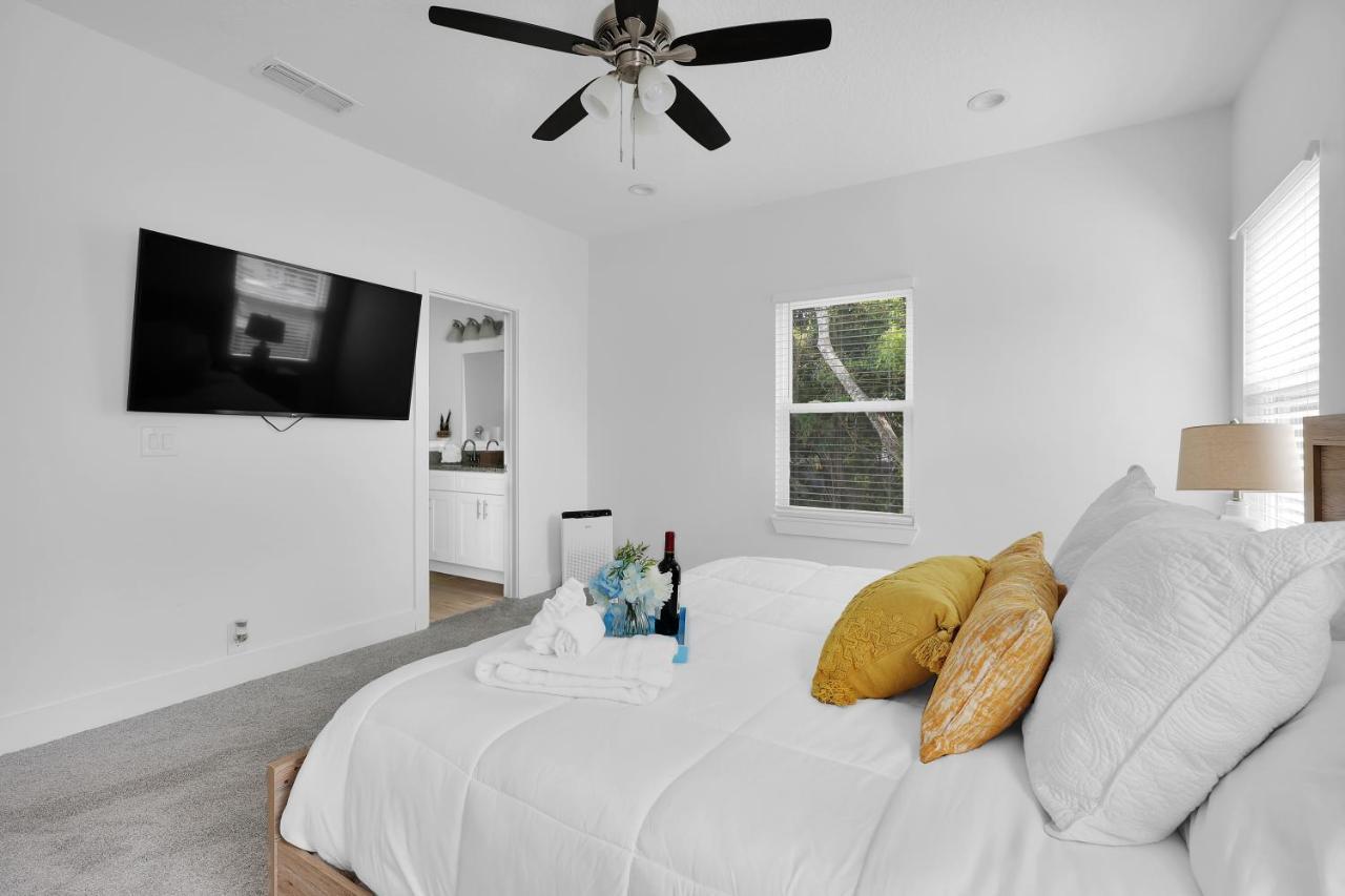 Few Steps To Ocean-4 Beach Cruisers & Free Parking & Private Backyard Jacksonville Beach Exterior foto