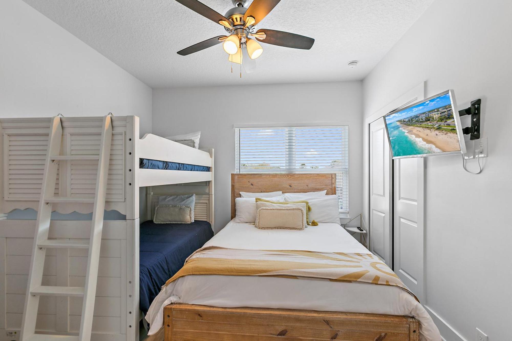 Few Steps To Ocean-4 Beach Cruisers & Free Parking & Private Backyard Jacksonville Beach Exterior foto